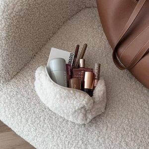 POSH SHOW BEAUTY PRODUCTS